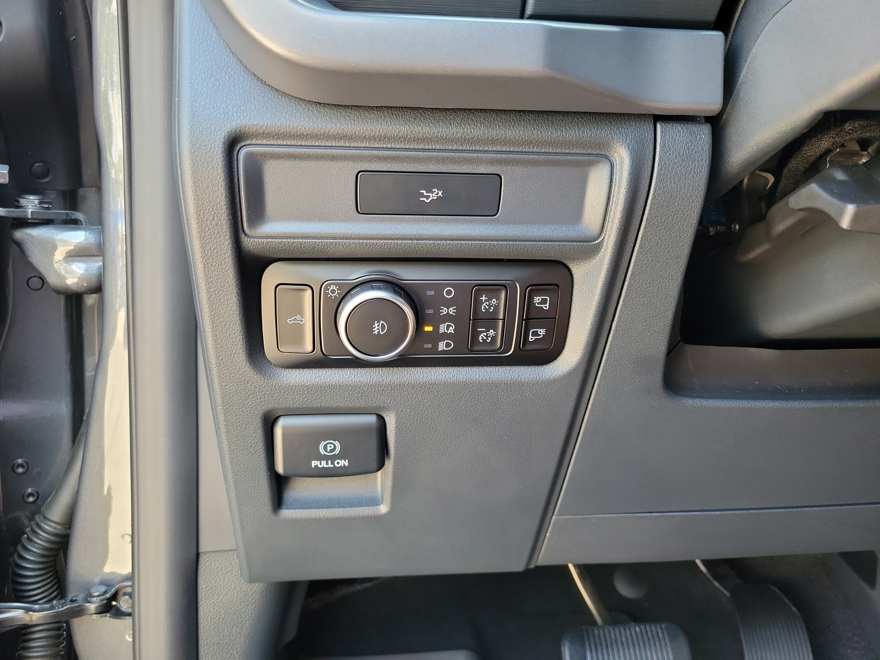 Used 2026 Ford F150 XLT w/ Equipment Group 302A MID AWD/4WD image 19