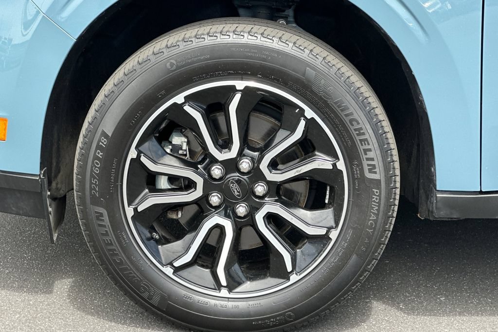 Used 2022 Ford Maverick Lariat w/ Lariat Luxury Package FWD image 25