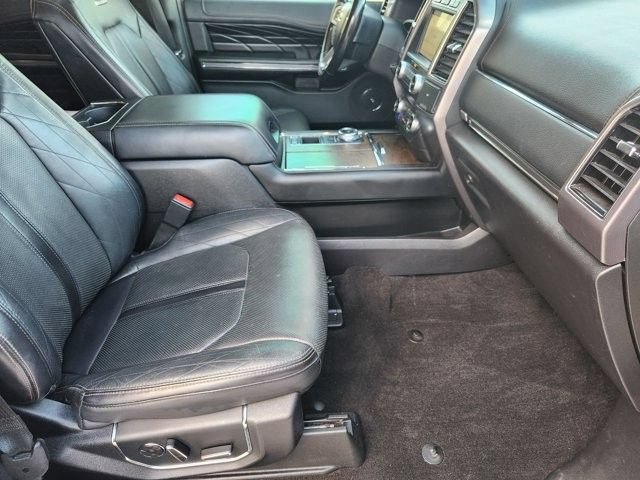 Used 2019 Ford Expedition Platinum RWD image 13