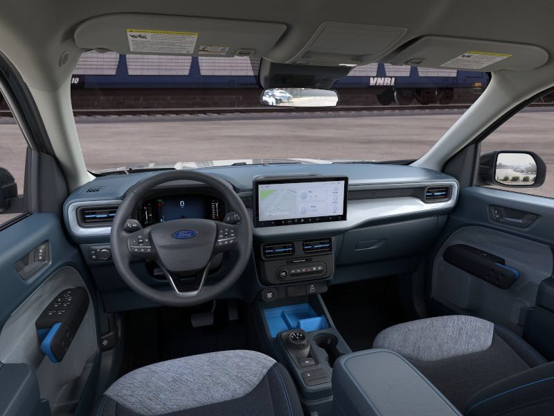 New 2026 Ford Maverick XLT w/ XLT Luxury Package FWD image 9