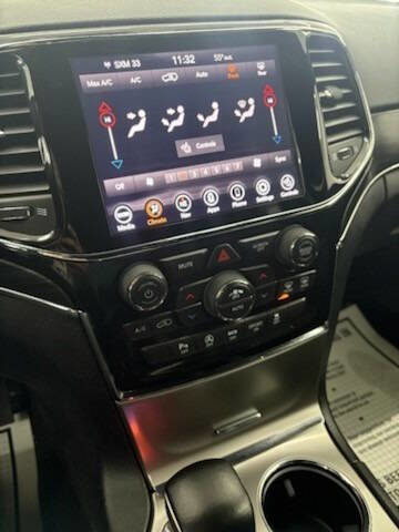 Used 2020 Jeep Grand Cherokee Limited image 20