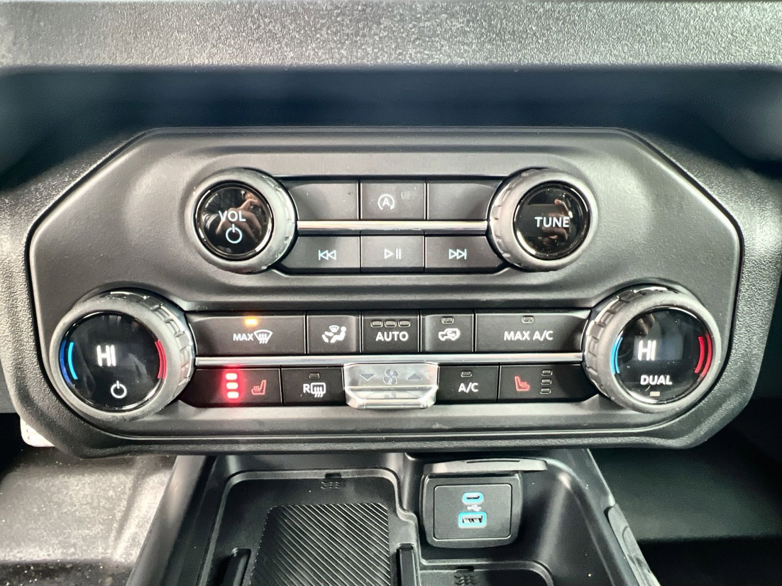 New 2025 Ford Bronco Big Bend image 21