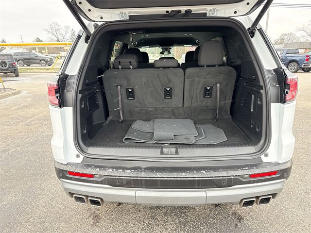 Used 2025 GMC Acadia Elevation image 25