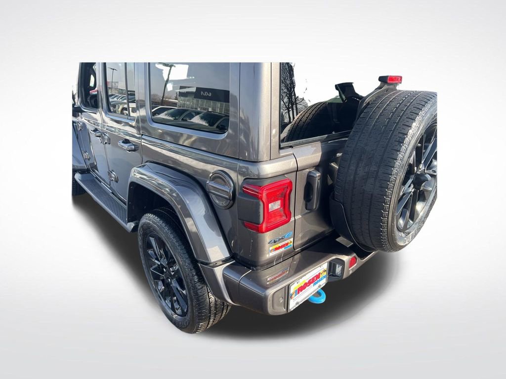 Used 2021 Jeep Wrangler Unlimited Sahara image 32