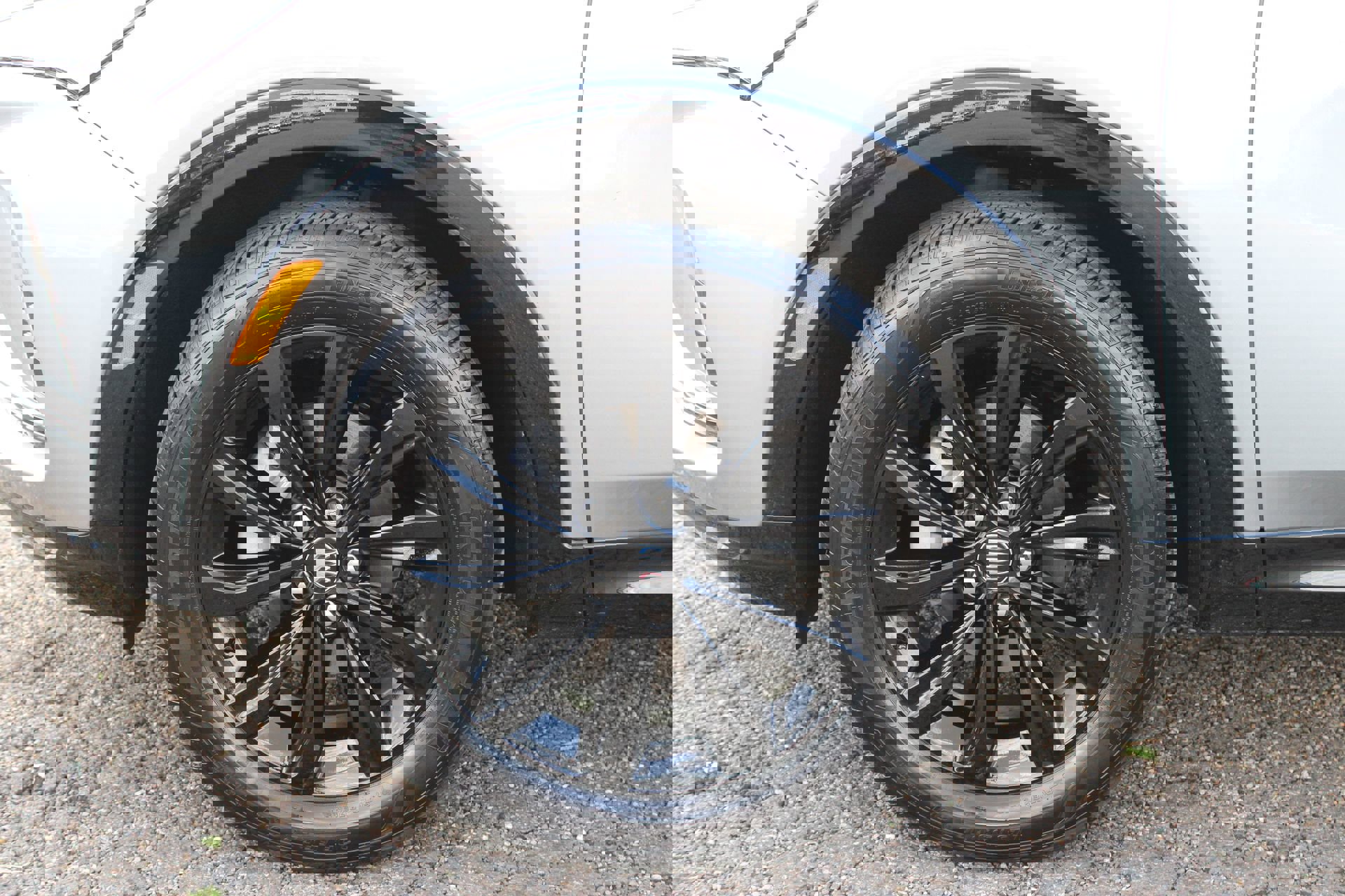 Used 2024 Buick Envista Sport Touring w/ Convenience I Package FWD image 11