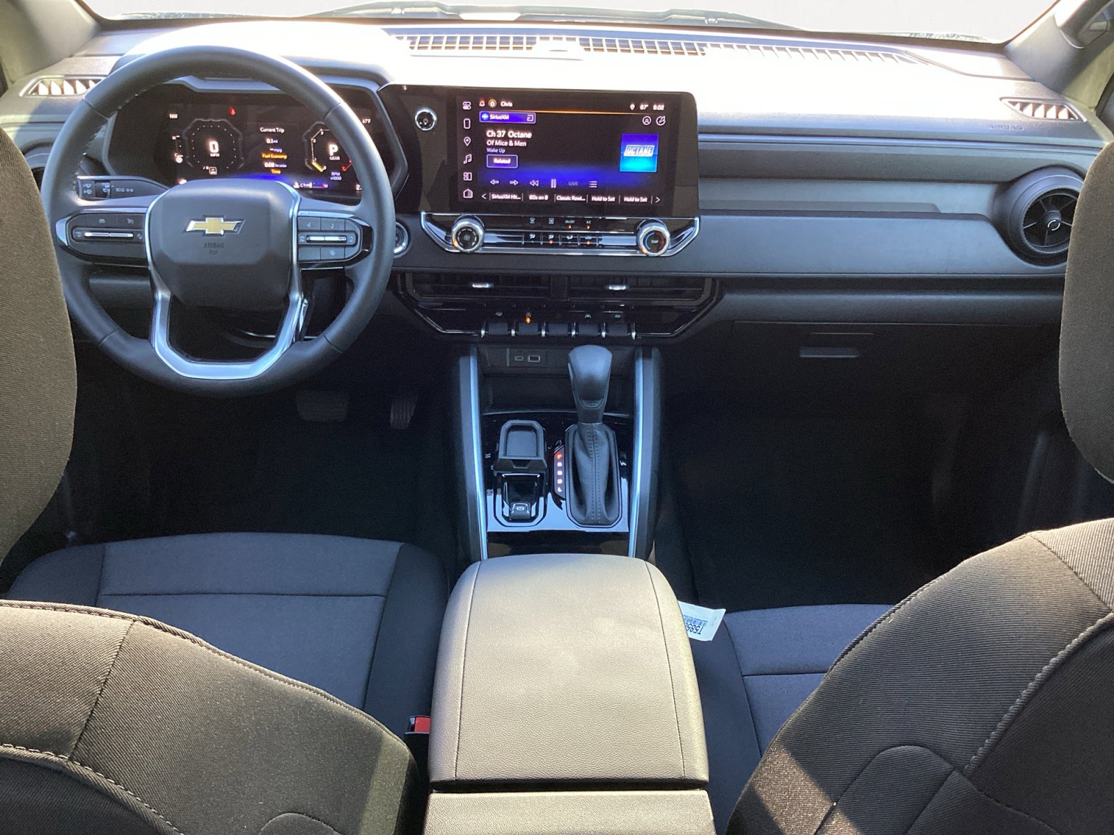 Used 2025 Chevrolet Colorado W/T w/ WT Custom Package image 4