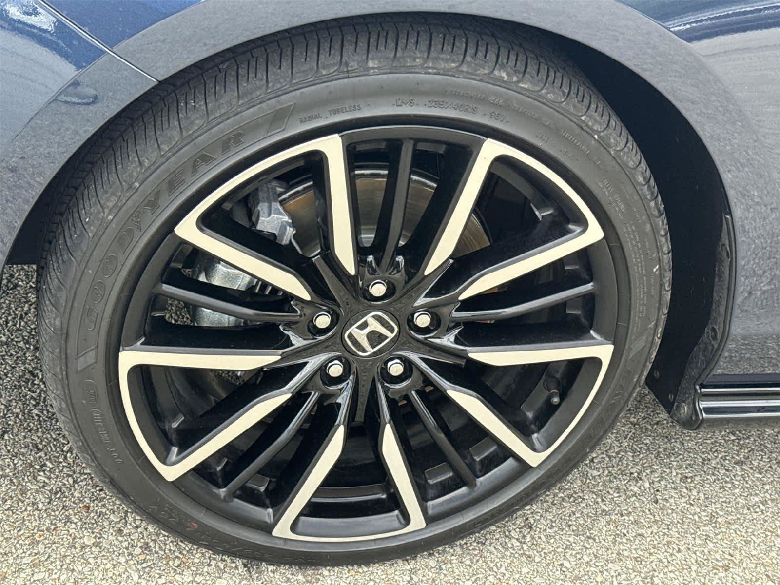 Used 2026 Honda Accord Touring image 11