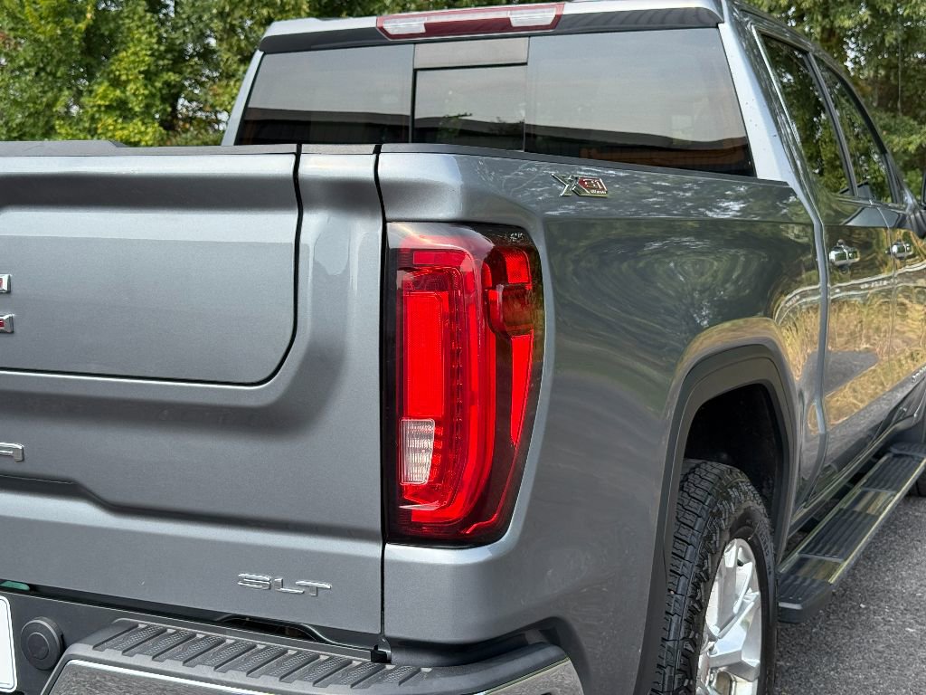 Used 2020 GMC Sierra 1500 SLT w/ SLT Premium Package image 9