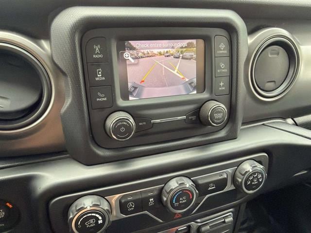 Certified 2021 Jeep Gladiator Sport AWD/4WD image 20
