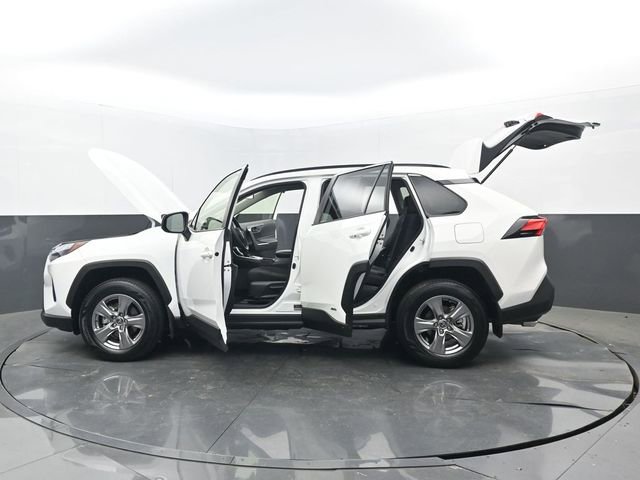Used 2025 Toyota RAV4 LE image 34