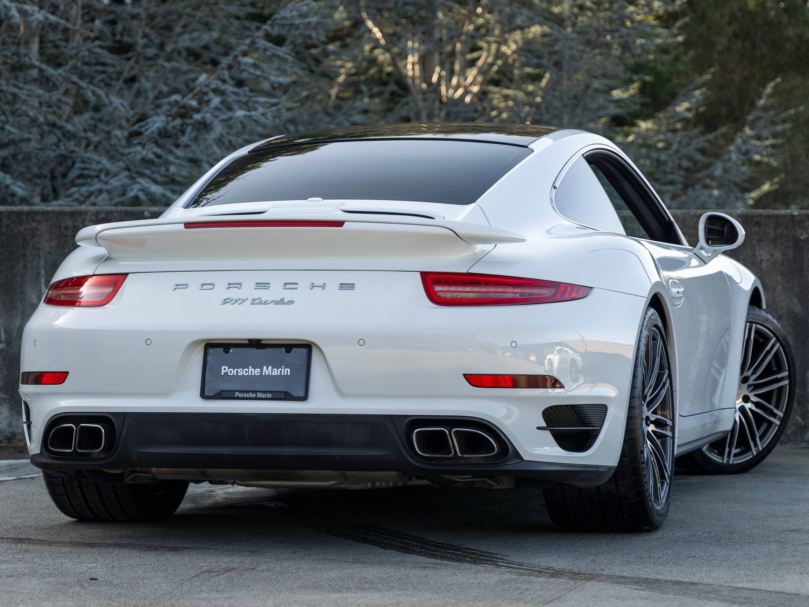 Used 2016 Porsche 911 Turbo image 11