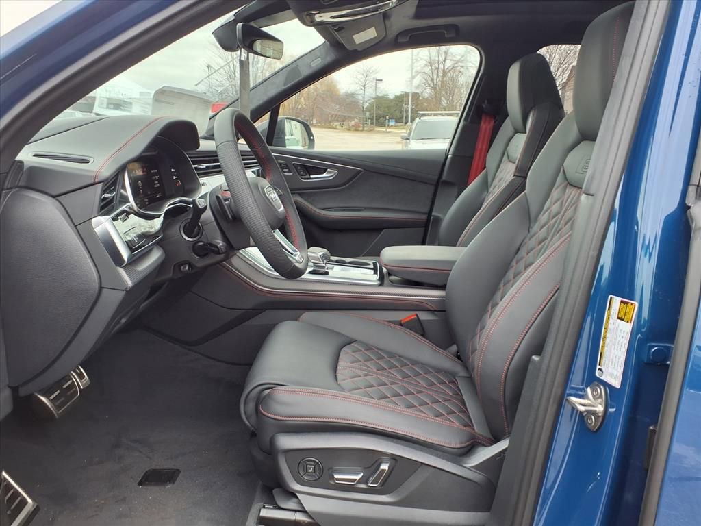 New 2026 Audi SQ7 Prestige AWD/4WD image 6