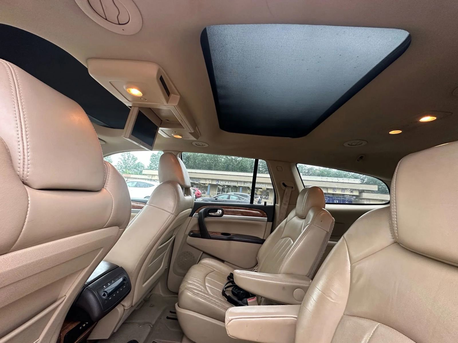 Used 2009 Buick Enclave CXL w/ Entertainment Package #2 image 20