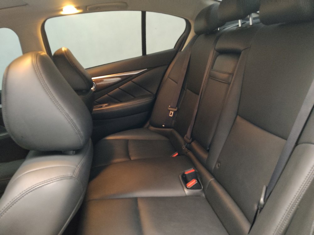 Used 2018 INFINITI Q50 Luxe image 18
