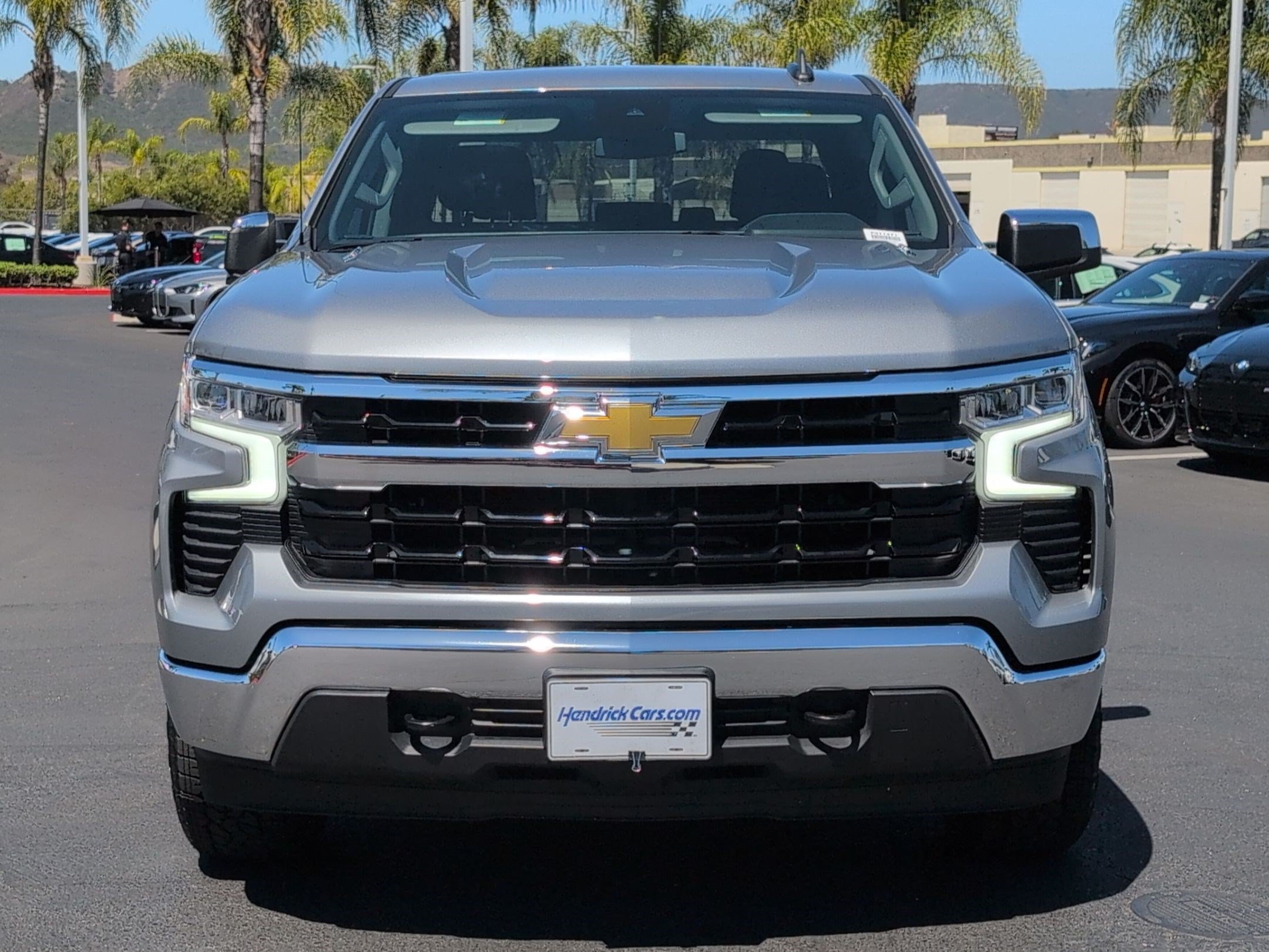Used 2024 Chevrolet Silverado 1500 LT AWD/4WD image 3