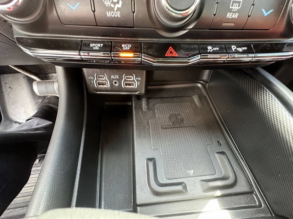 Certified 2022 Dodge Durango R/T w/ Blacktop Package AWD/4WD image 39