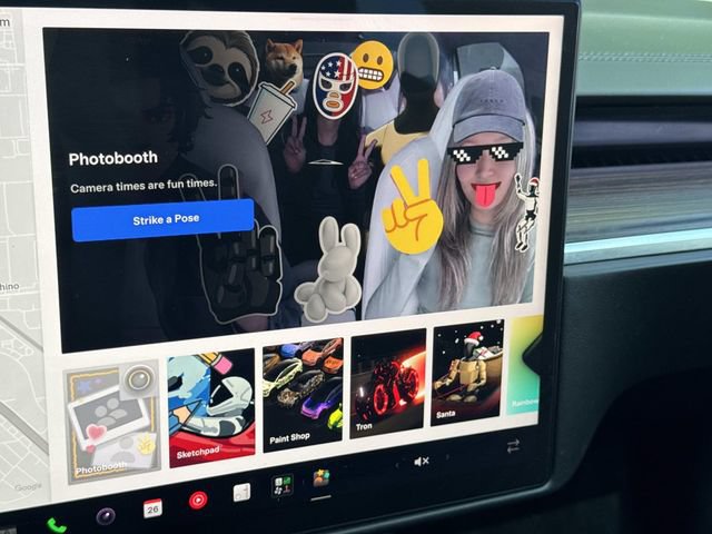 Used 2024 Tesla Model X AWD/4WD image 15