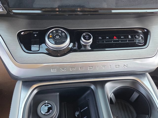 New 2027 Ford Expedition Max Platinum w/ Driver's Package AWD/4WD image 21