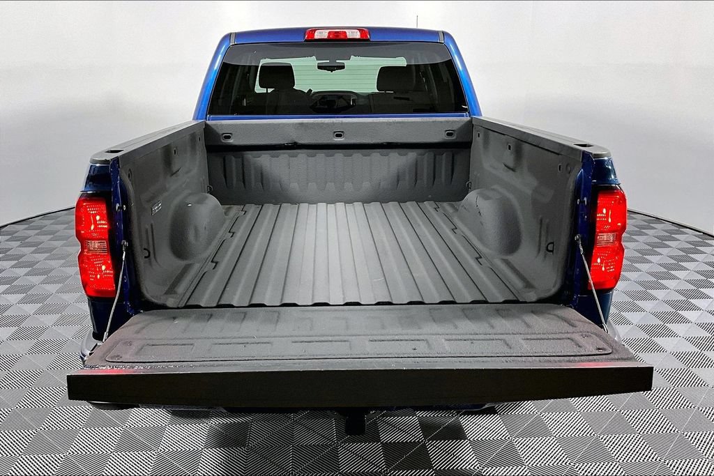 Used 2018 Chevrolet Silverado 1500 LT w/ All Star Edition AWD/4WD image 33