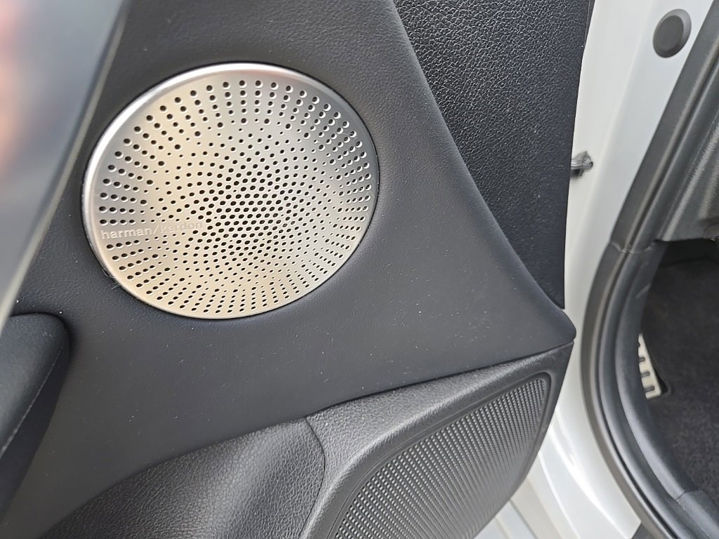 Used 2020 Kia Stinger GT2 image 31