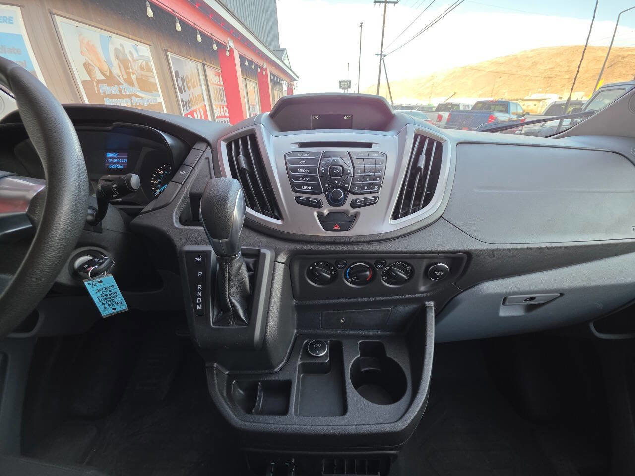 Used 2019 Ford Transit 150 XLT image 3