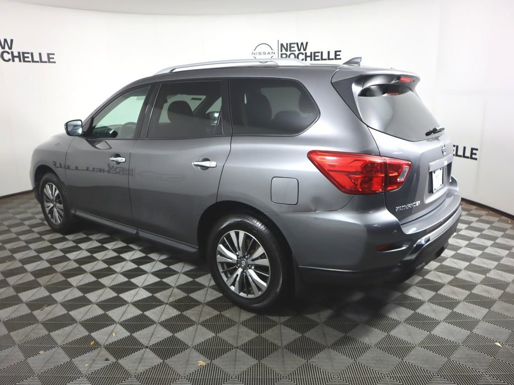 Used 2019 Nissan Pathfinder S image 7