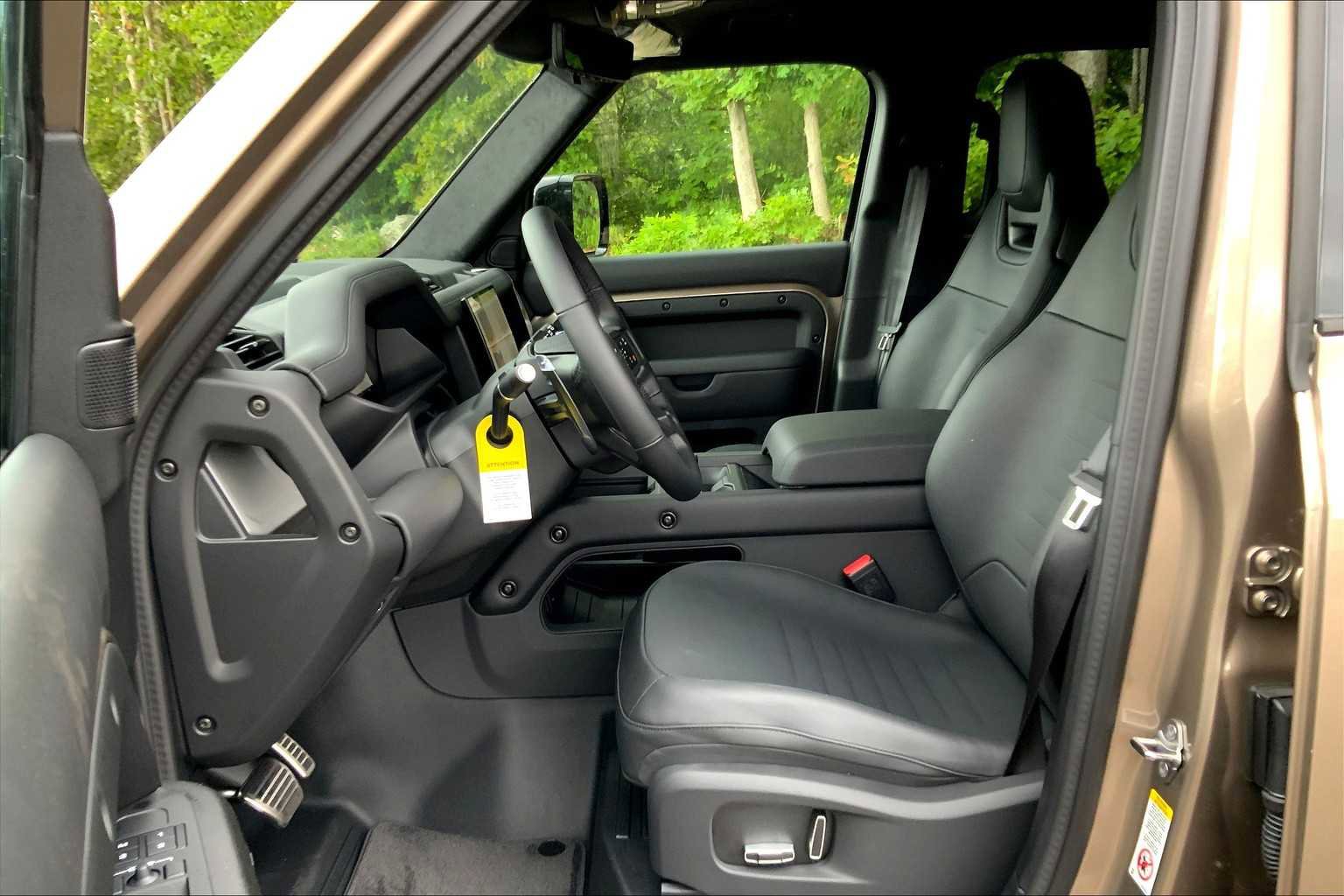 New 2025 Land Rover Defender 110 image 13