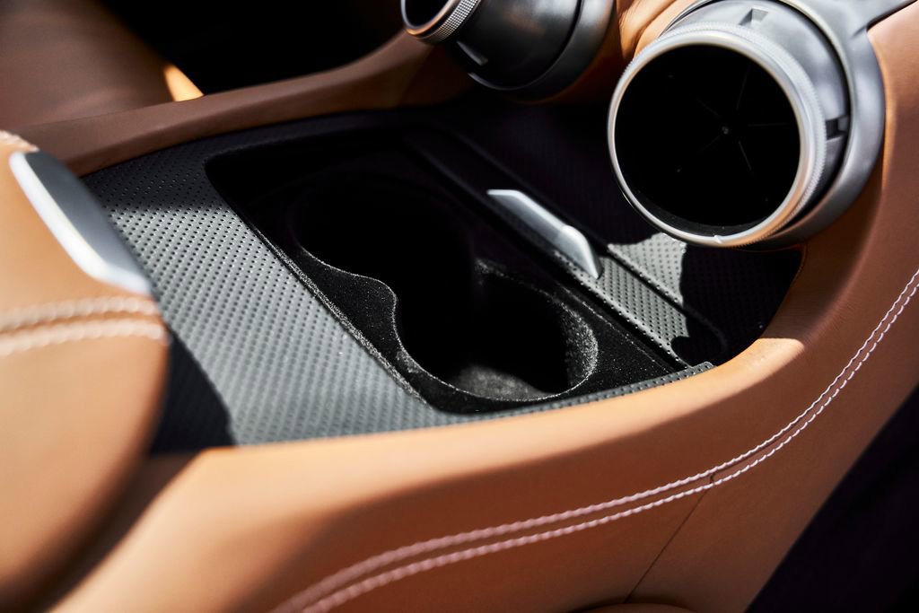 Used 2018 Ferrari GTC4Lusso image 46