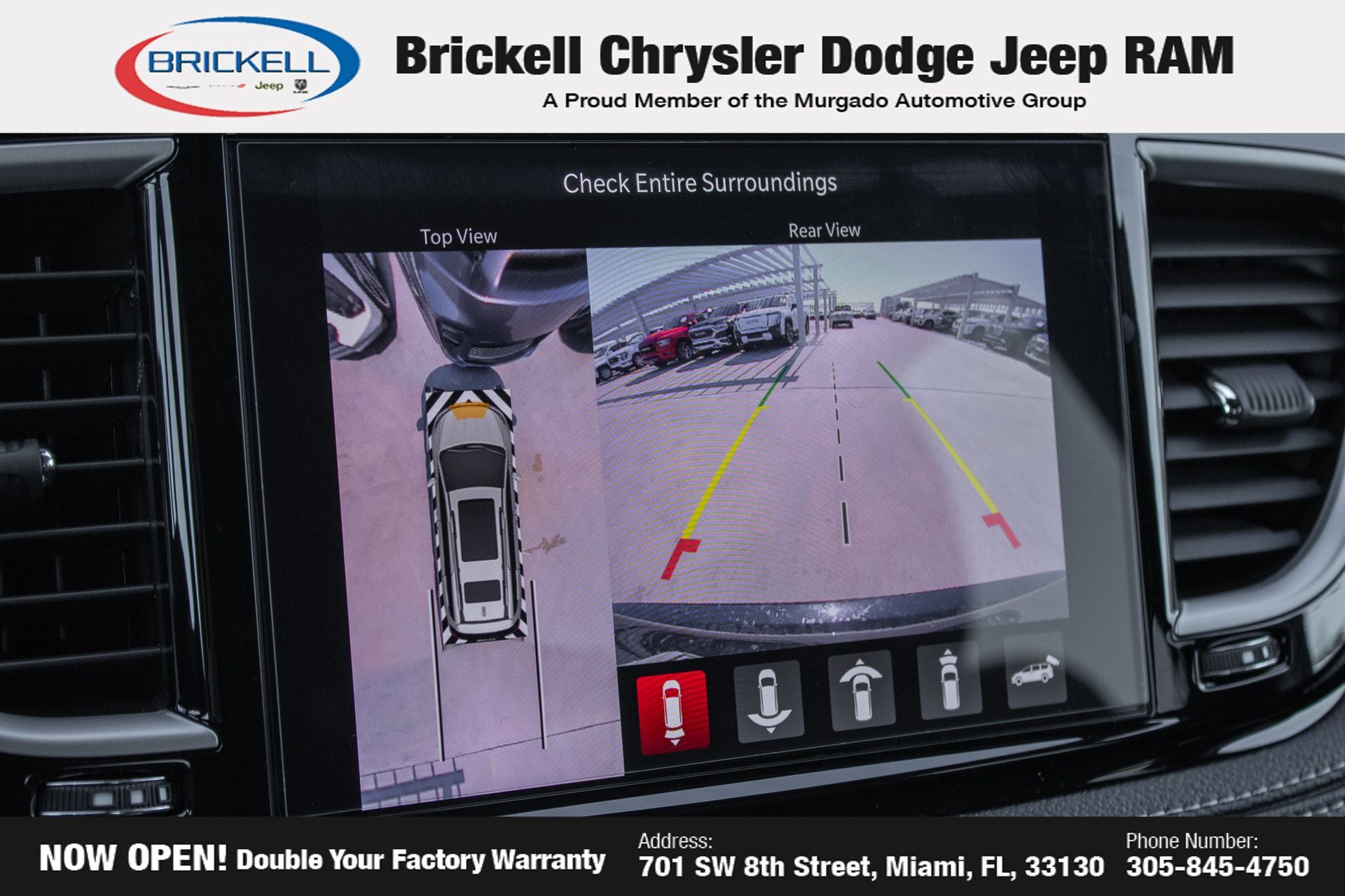 New 2025 Chrysler Pacifica Select FWD image 35