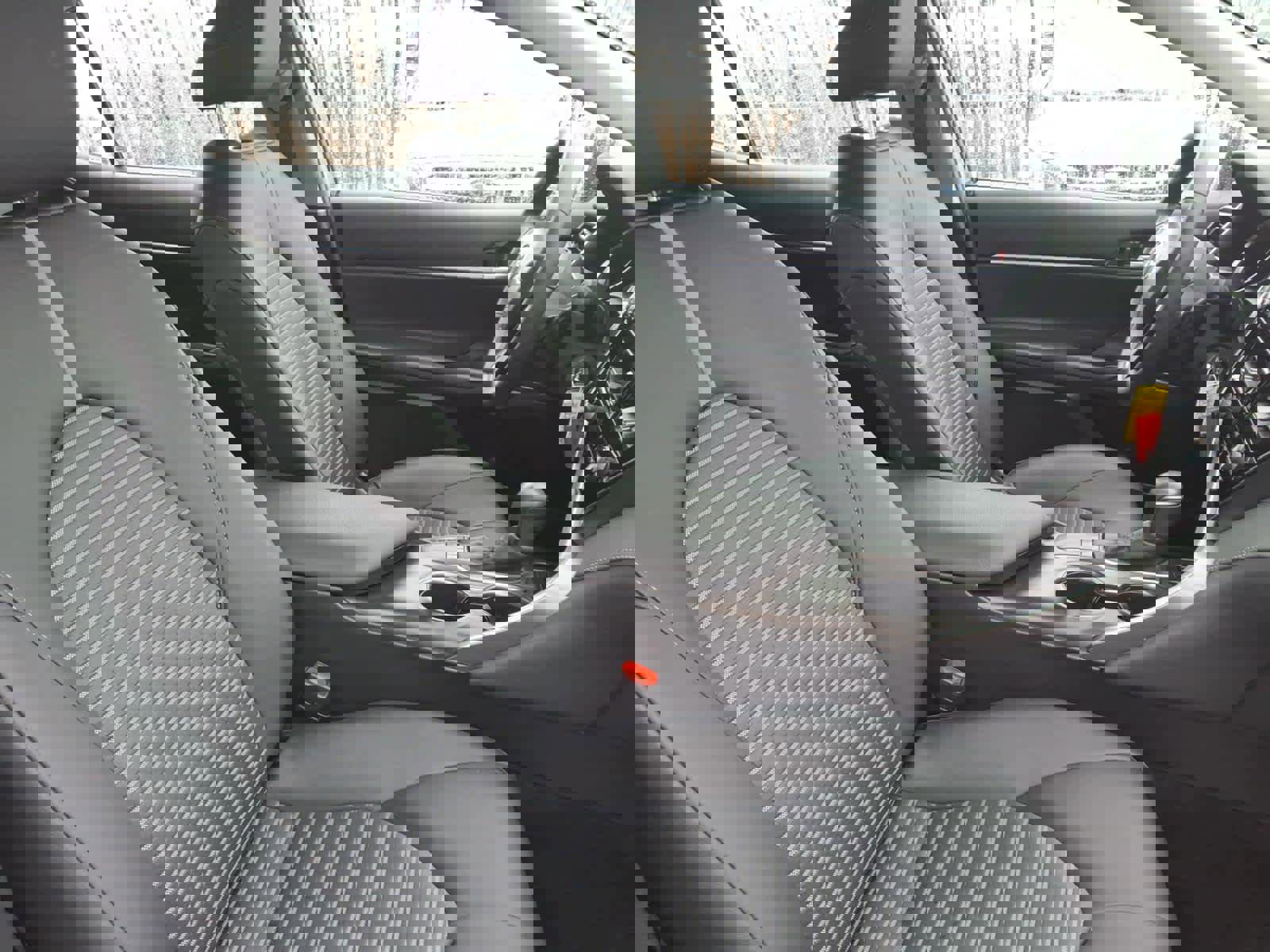 Used 2024 Toyota Camry SE FWD image 20