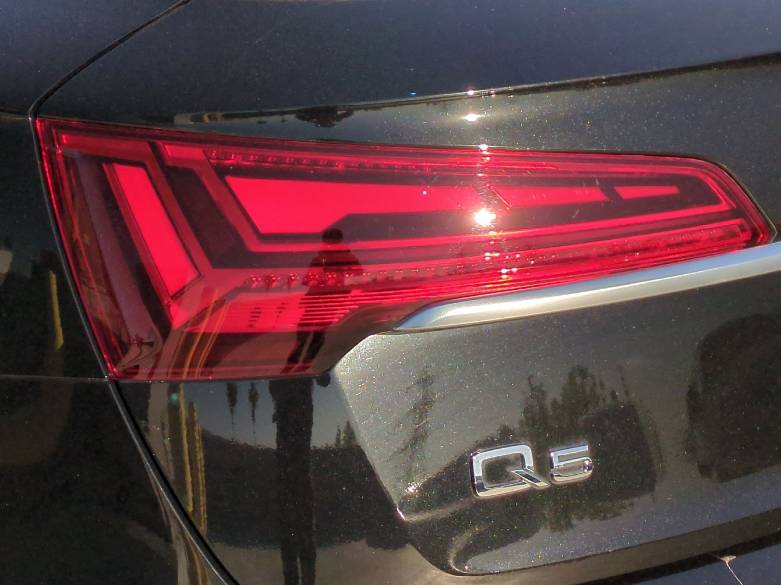 Used 2023 Audi Q5 2.0T Premium Plus w/ Premium Plus Package AWD/4WD image 18
