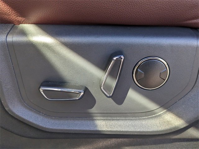 Used 2023 Ford Expedition Max Limited image 22