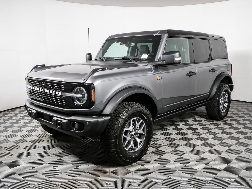 Used 2025 Ford Bronco Badlands AWD/4WD image 1