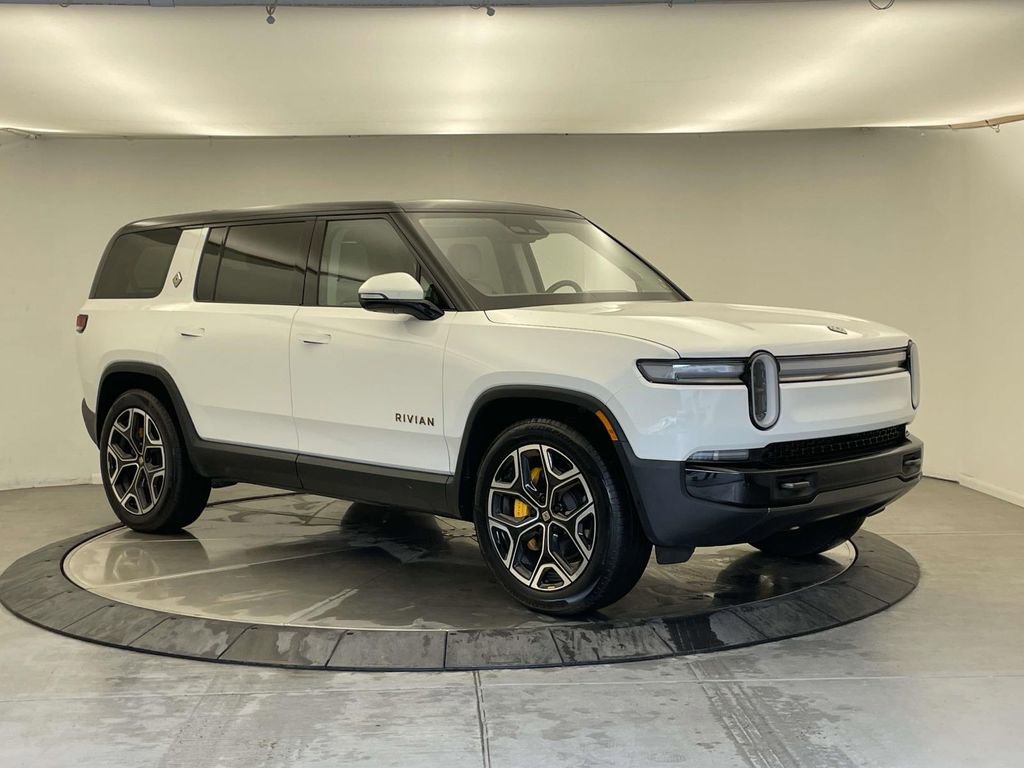 Used 2025 Rivian R1S Premium AWD/4WD image 9