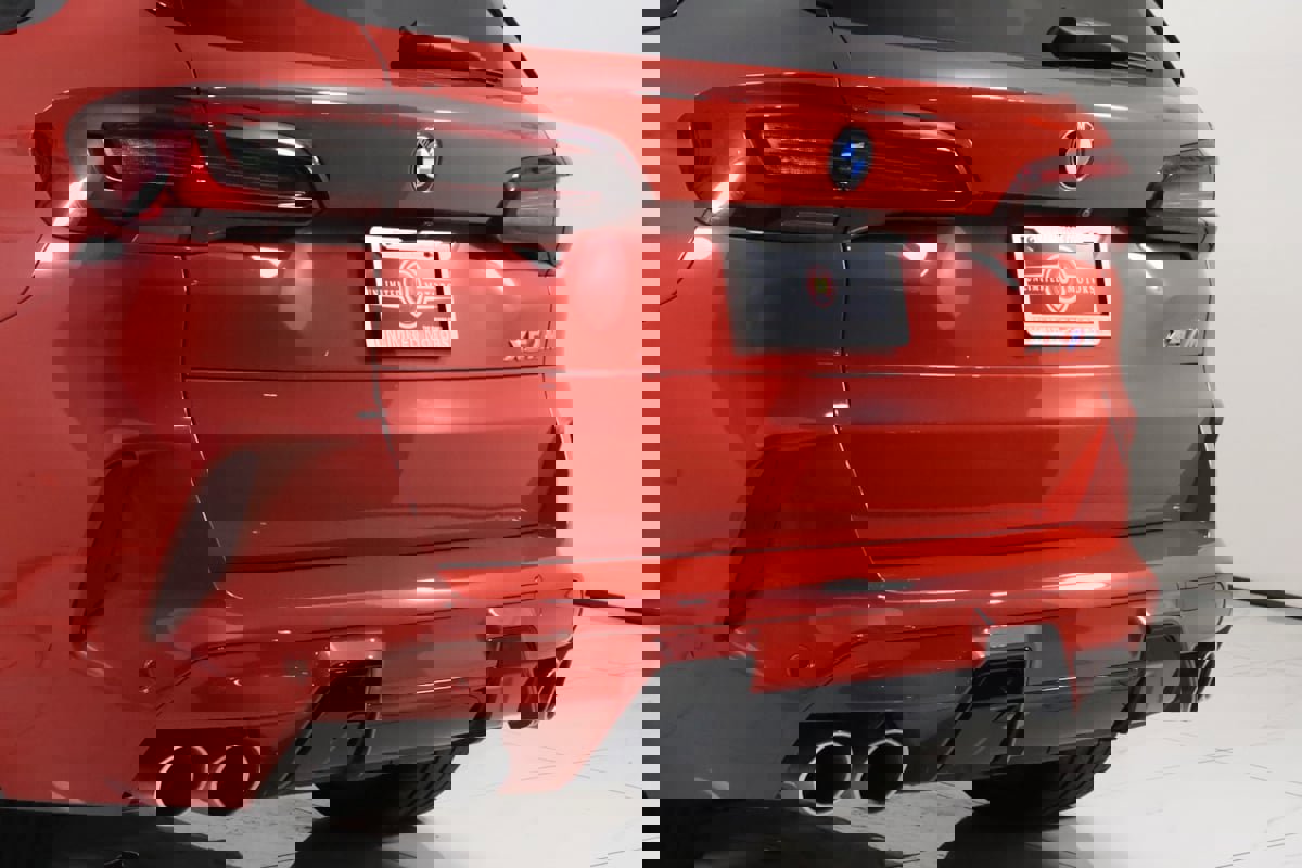 Used 2022 BMW X5 M w/ Executive Package image 19