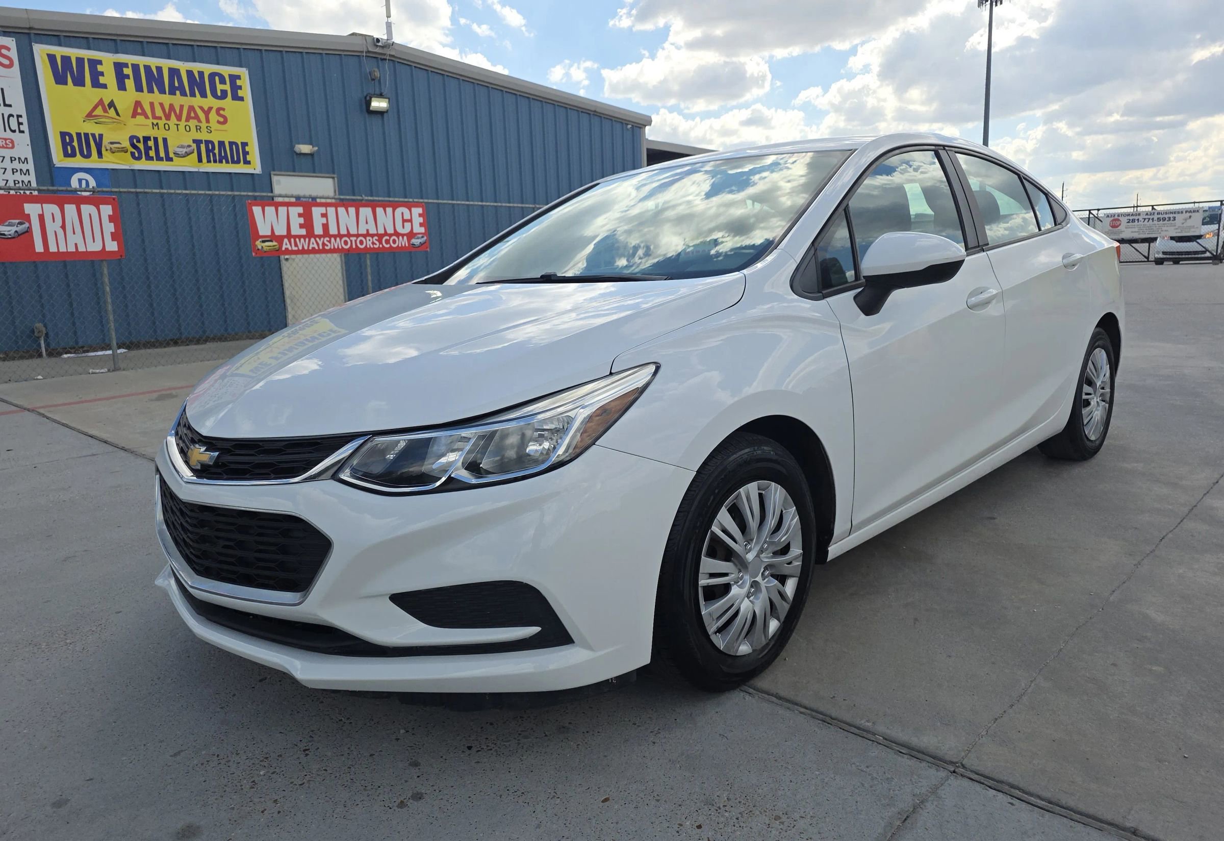 Used 2017 Chevrolet Cruze LS FWD image 3