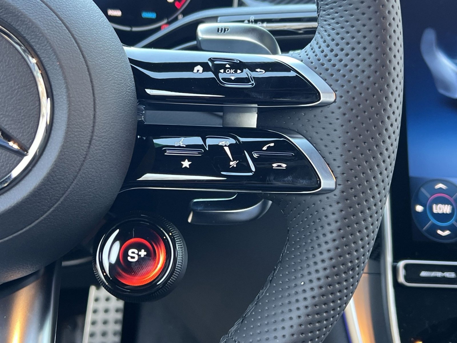 New 2026 Mercedes-Benz GLC 43 AMG 4MATIC Coupe image 31