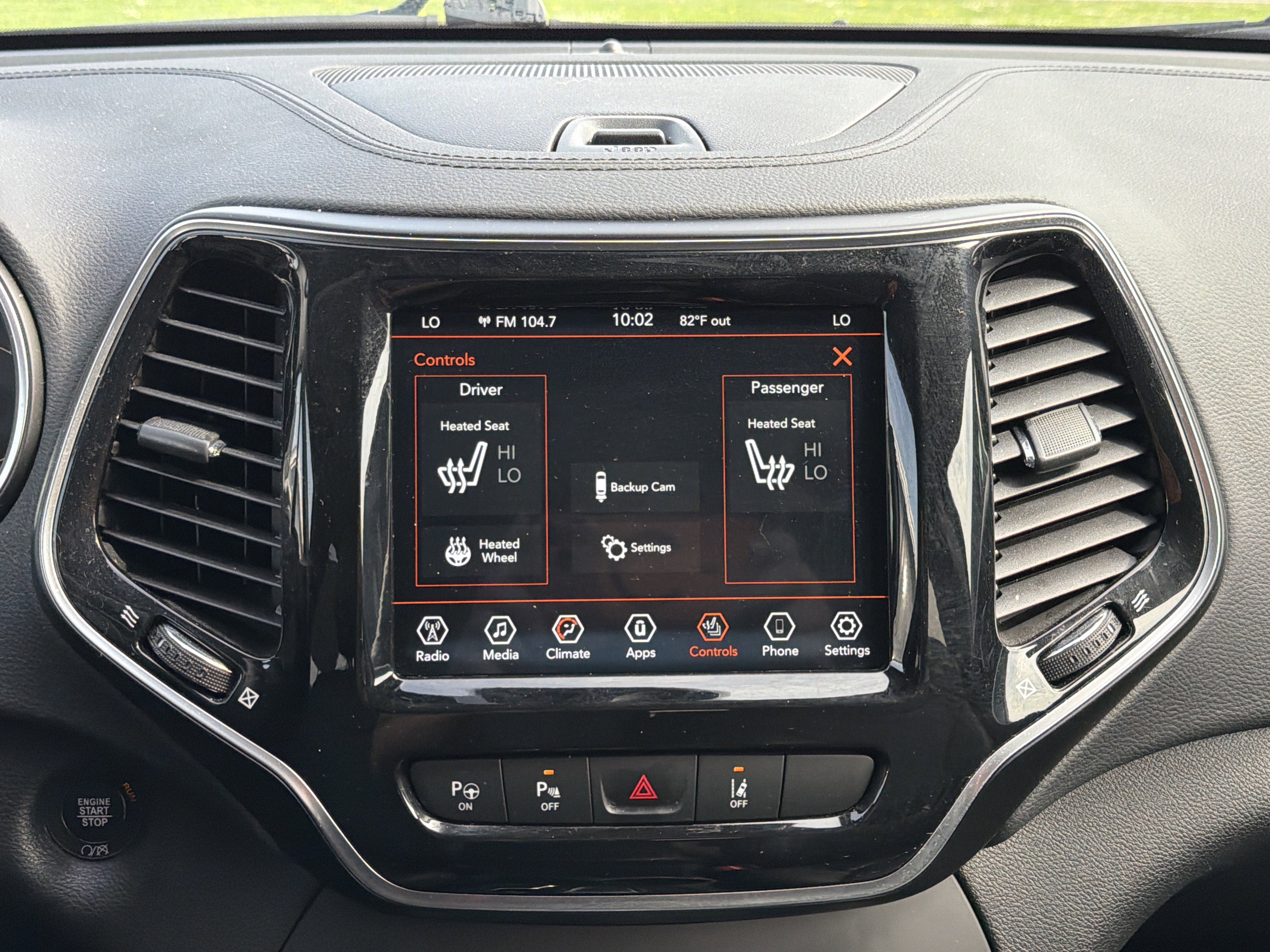 Used 2021 Jeep Cherokee Limited AWD/4WD image 19