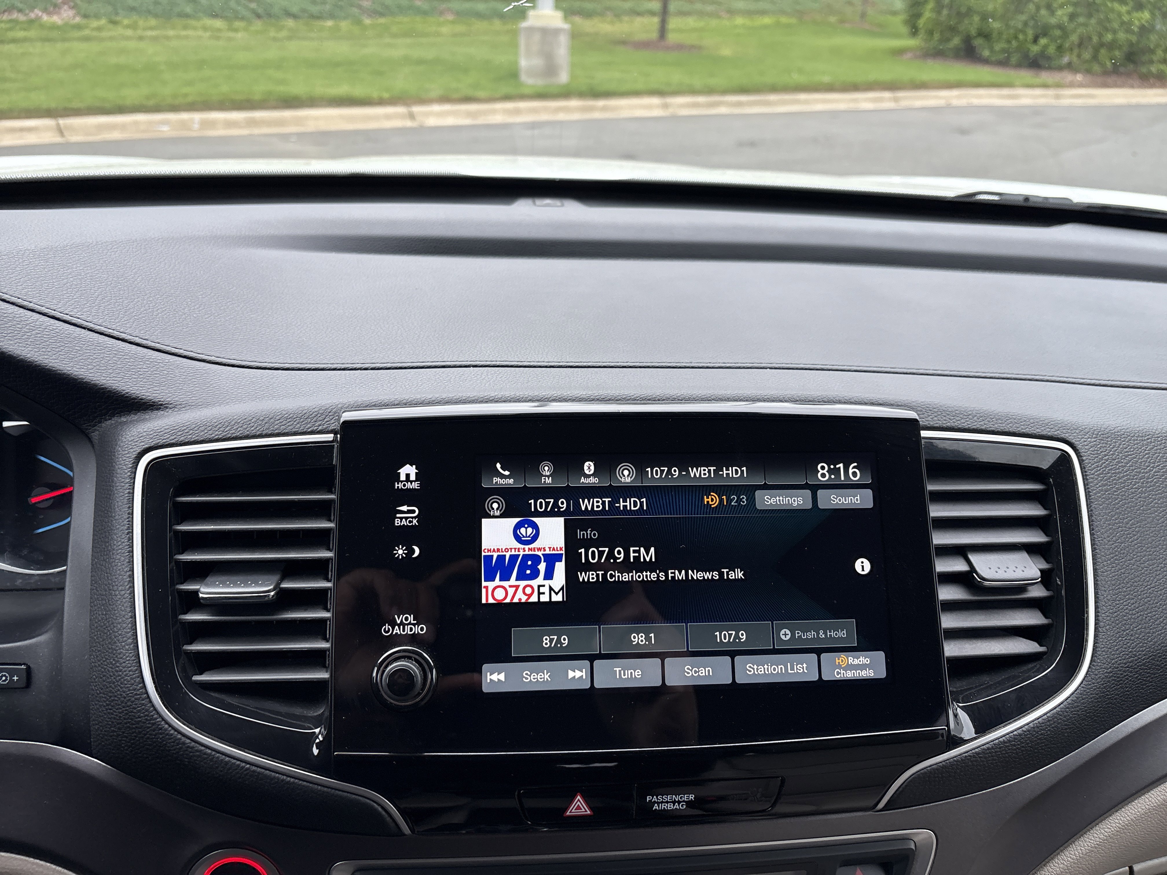 Used 2021 Honda Pilot EX-L image 29