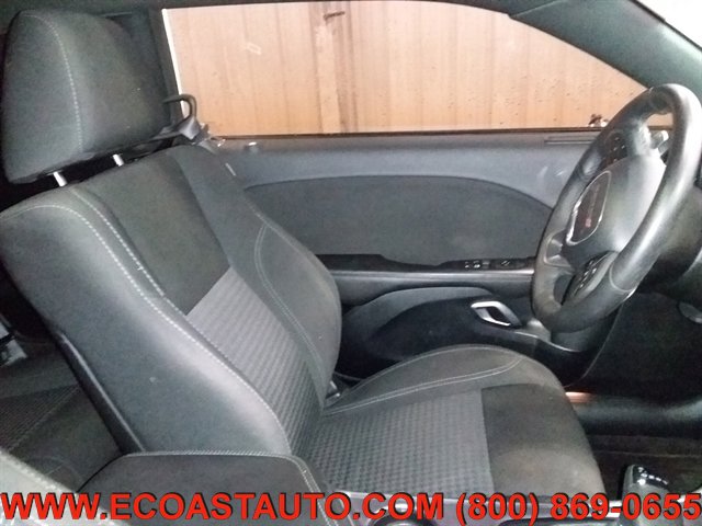 Used 2018 Dodge Challenger R/T w/ Blacktop Package RWD image 10