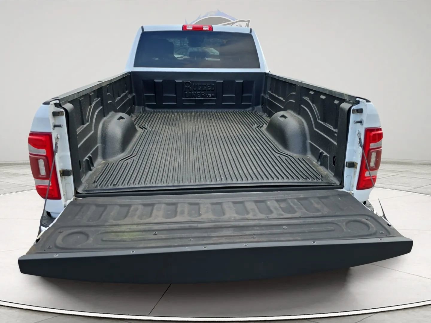 Used 2019 RAM 2500 Tradesman w/ Safety Group image 22