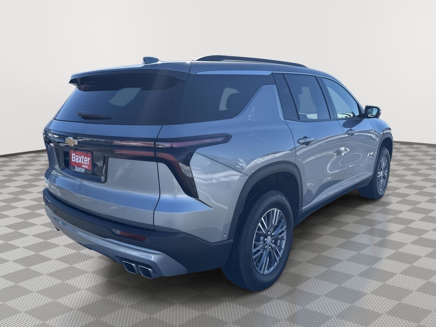 Used 2025 Chevrolet Traverse LT w/ Enhanced Driving Package image 10