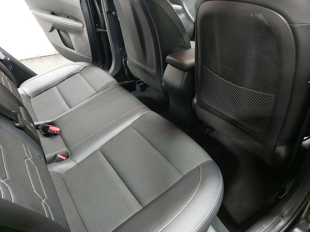 Used 2022 Kia Forte GT-Line image 11