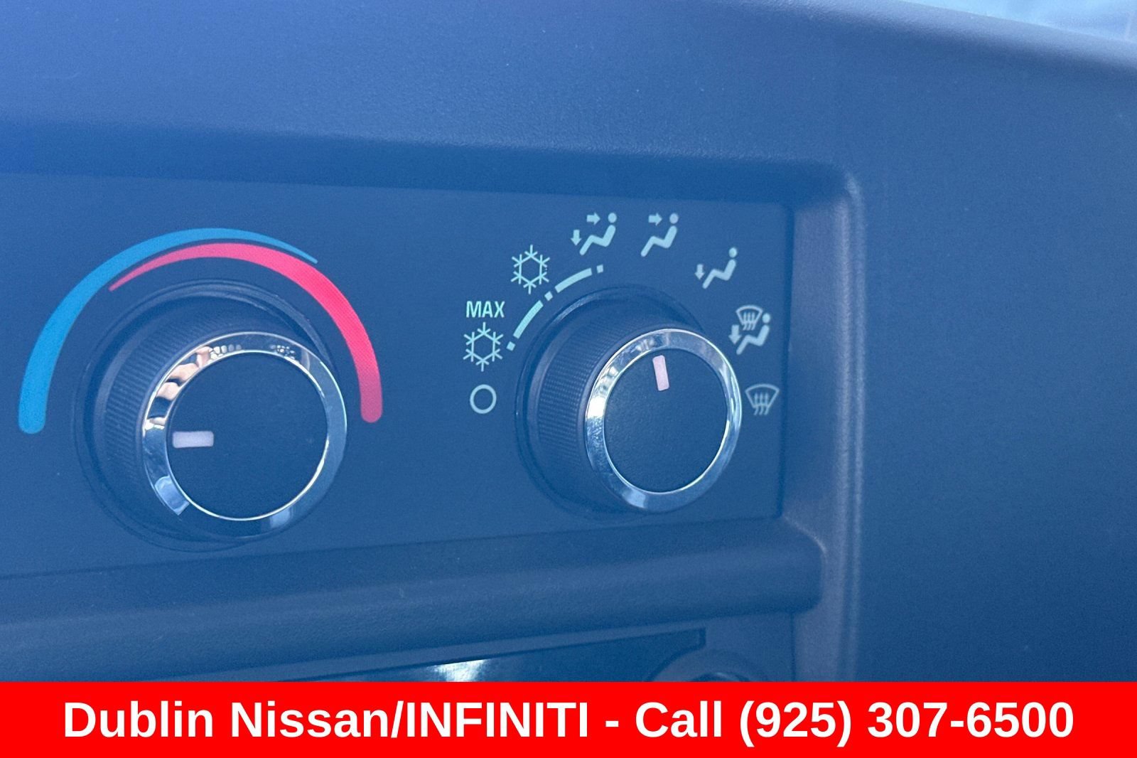 Used 2025 Chevrolet Express 2500 w/ Driver Convenience Package RWD image 28