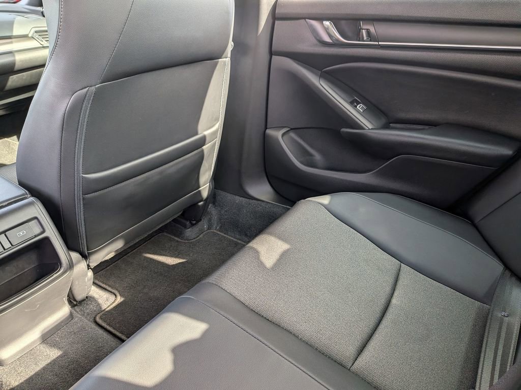 Used 2022 Honda Accord Sport image 35