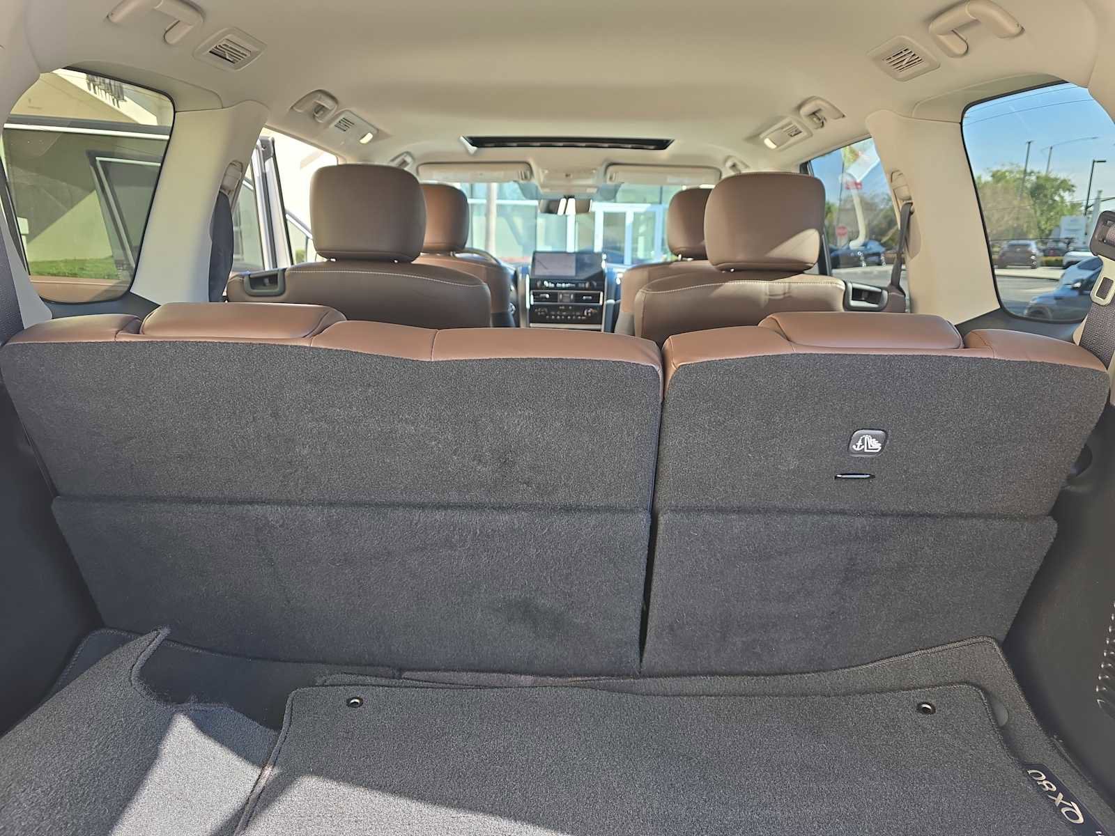 Certified 2024 INFINITI QX80 Premium Select w/ Cargo Package image 29