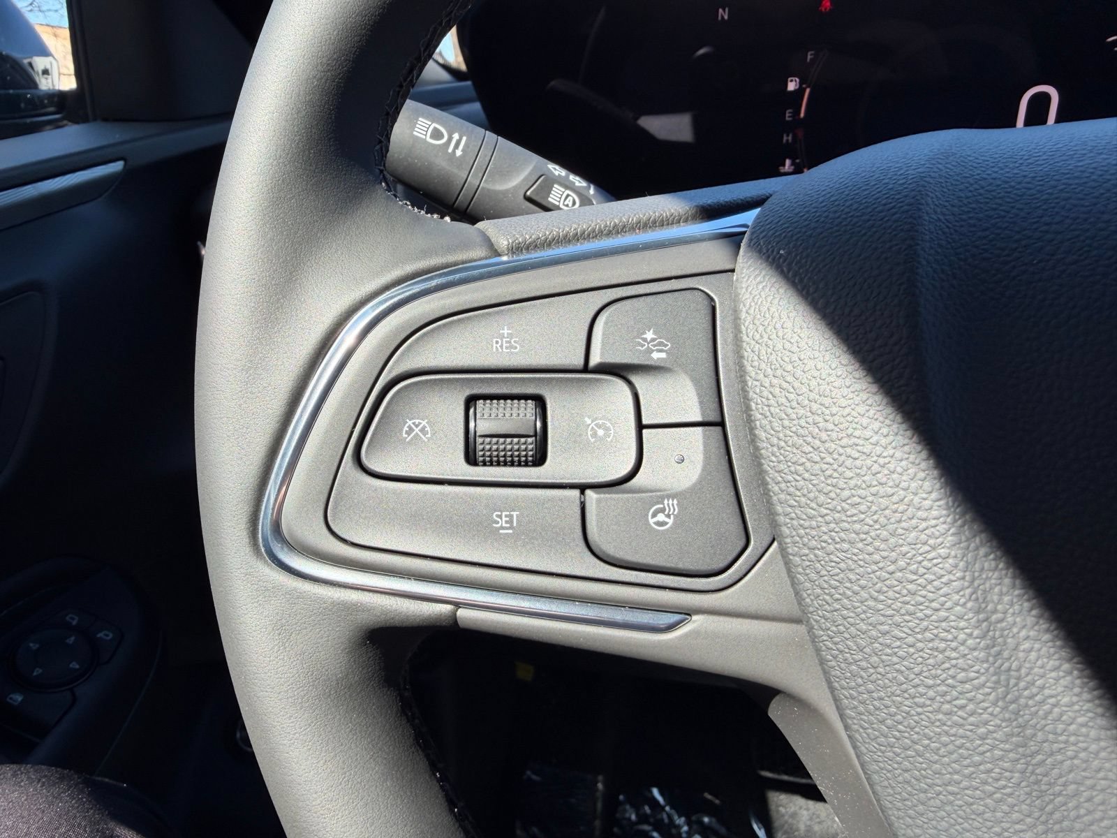 New 2026 Buick Envista Sport Touring w/ Convenience I Package FWD image 14