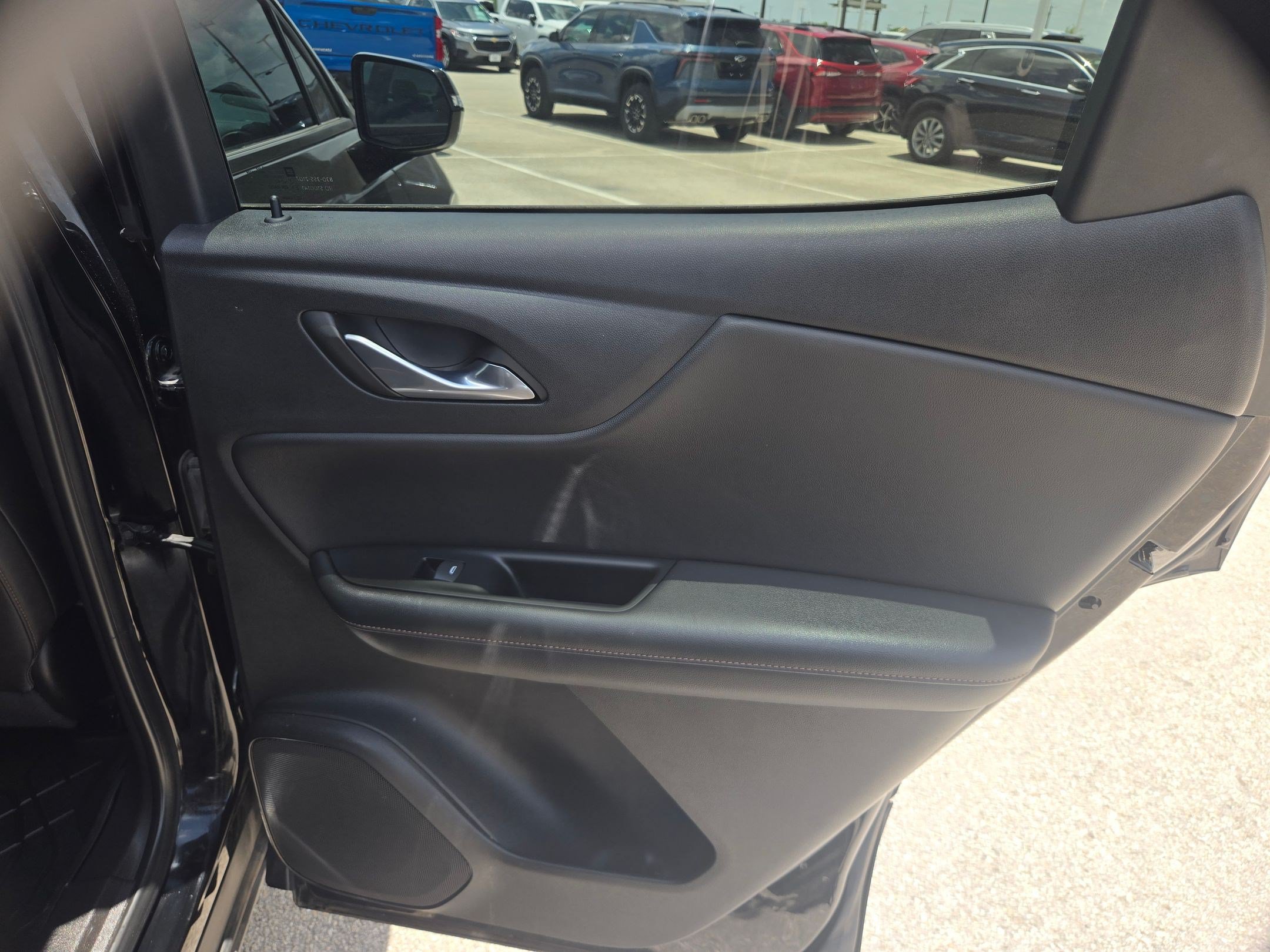 Used 2023 Chevrolet Blazer Premier FWD image 23