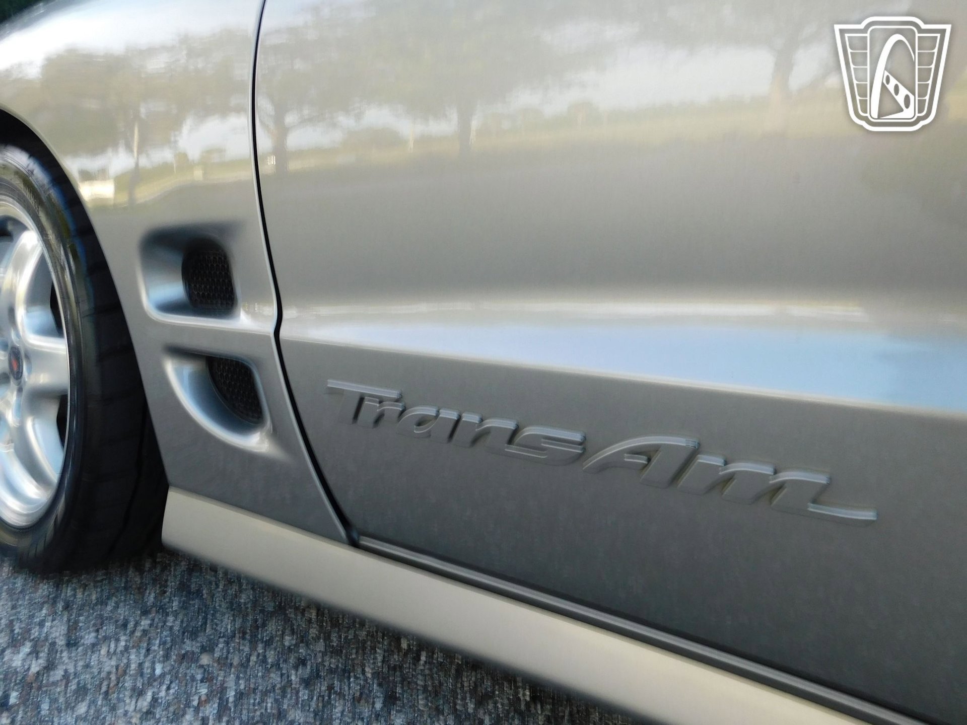 Used 1999 Pontiac Firebird Formula w/ Security Pkg image 39