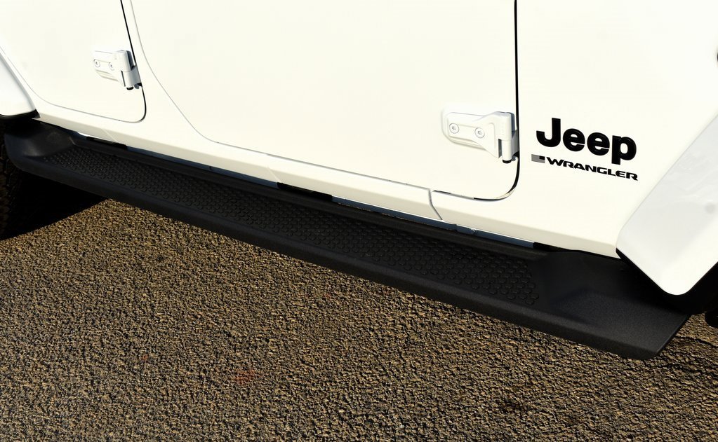 New 2025 Jeep Wrangler Sahara image 8